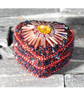 Heart jewelry box - Red